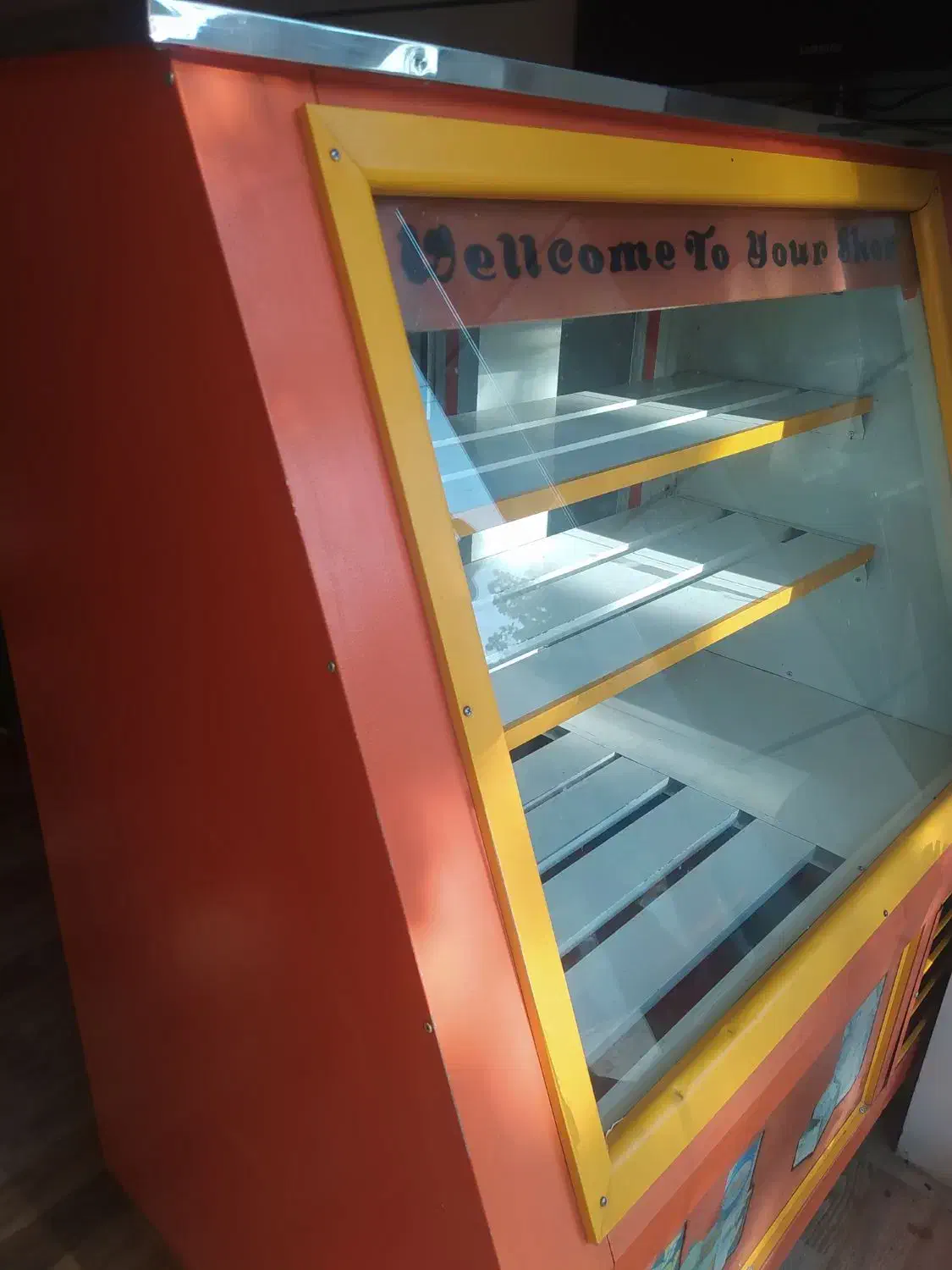 یخچال خوابیده فقط ۱۳میلیون در حد نو|یخچال و فریزر|بروجرد, |دیوار