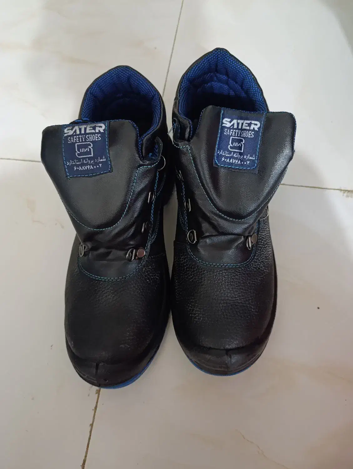 کفش مردانه|کیف، کفش، کمربند|مسجد سلیمان, |دیوار