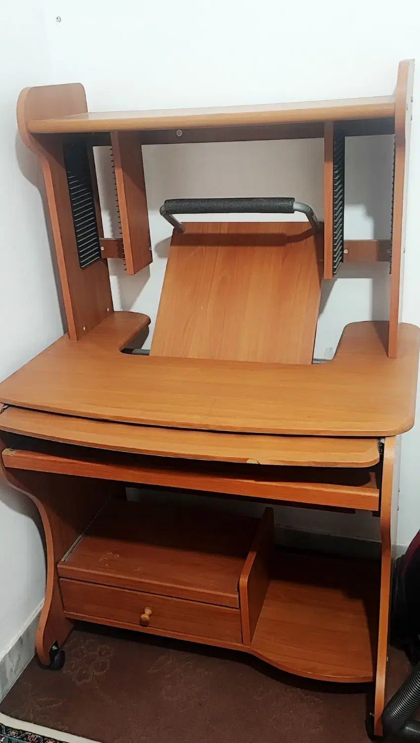 میز کامپیوتر|میز تحریر و کامپیوتر|قم, پردیسان|دیوار