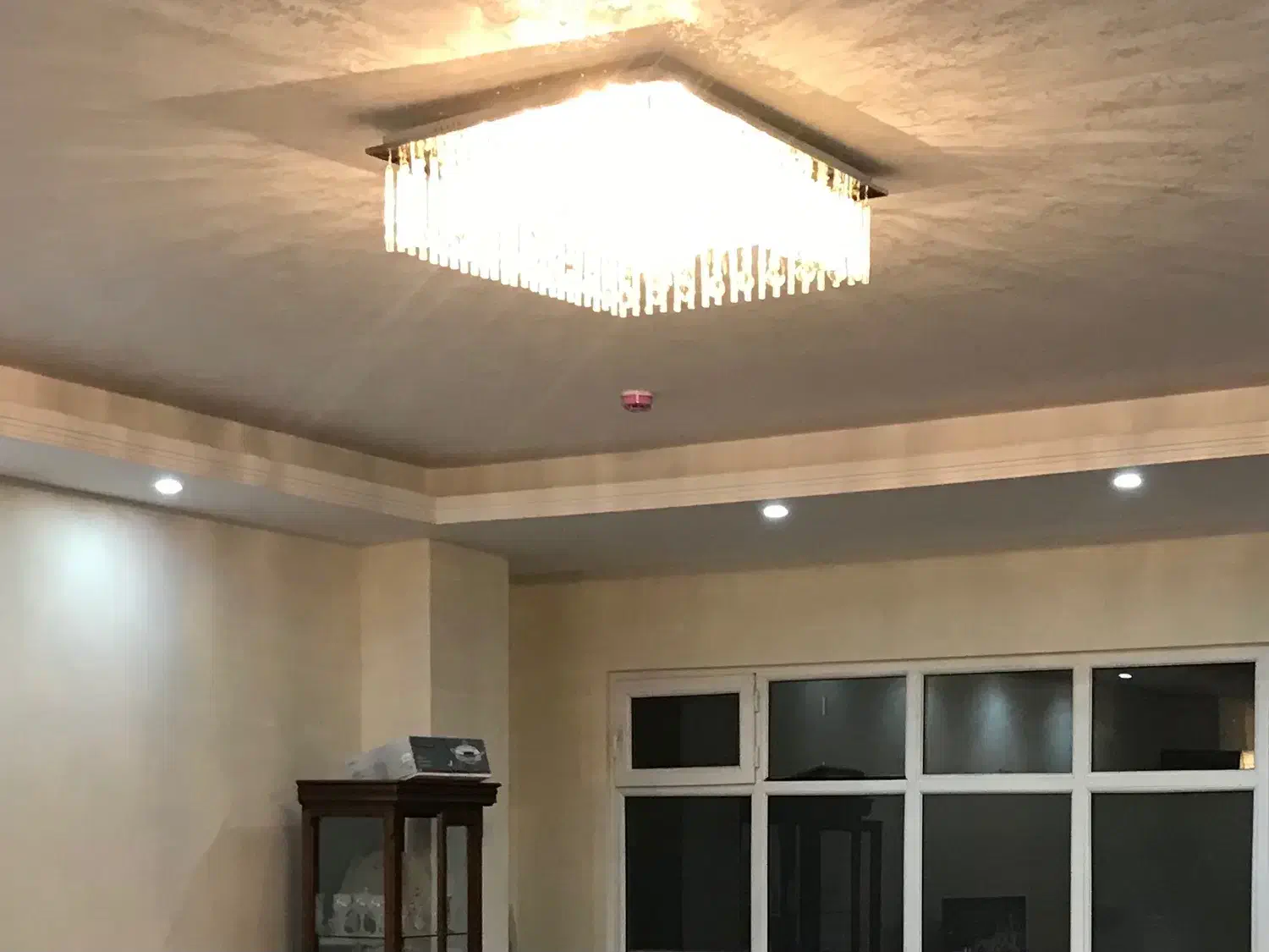 لوستر کریستالی کنترلی مستطیل|لوستر و چراغ آویز|کرج, گوهردشت|دیوار