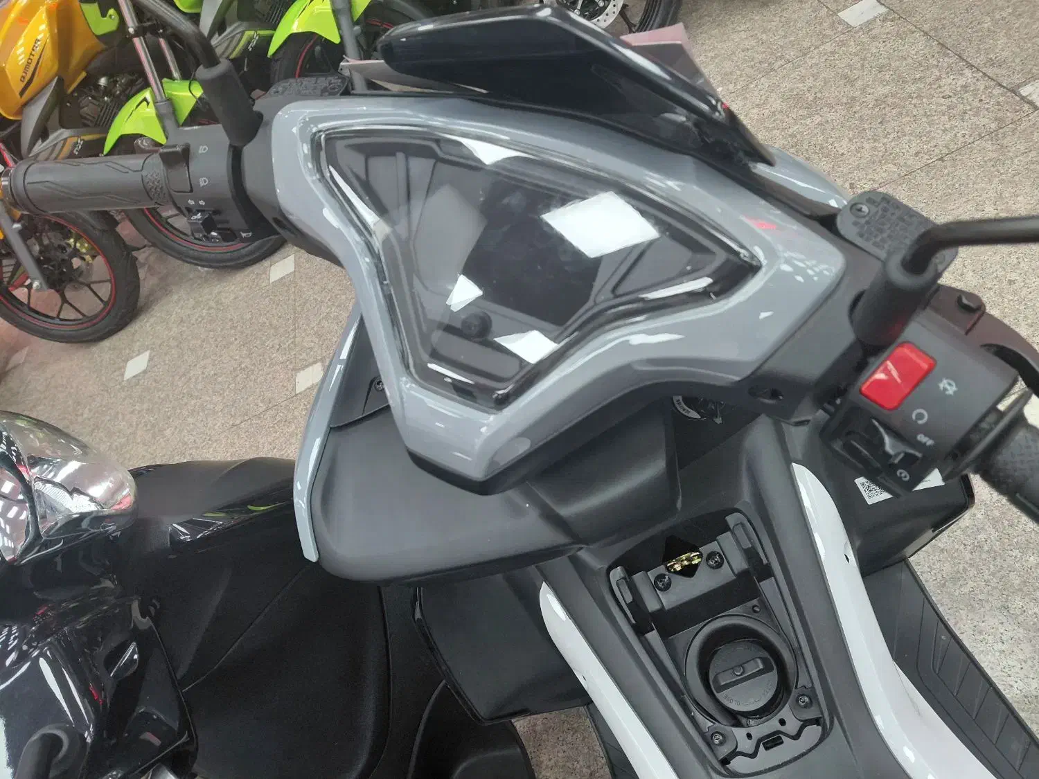 موتور طرح کلیک|موتورسیکلت|ری, علایین|دیوار