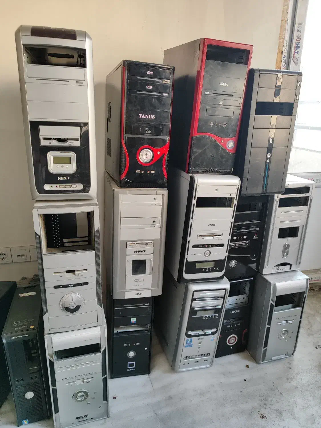 32عدد قاب کیس|رایانه رومیزی|تهران, مشیریه|دیوار