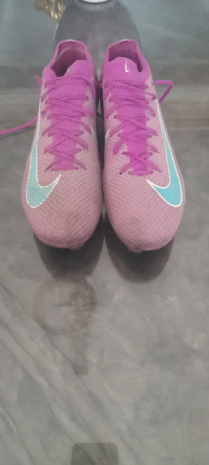 استوک فوتبال نایک ایرزوم|کیف، کفش، کمربند|باغستان, |دیوار