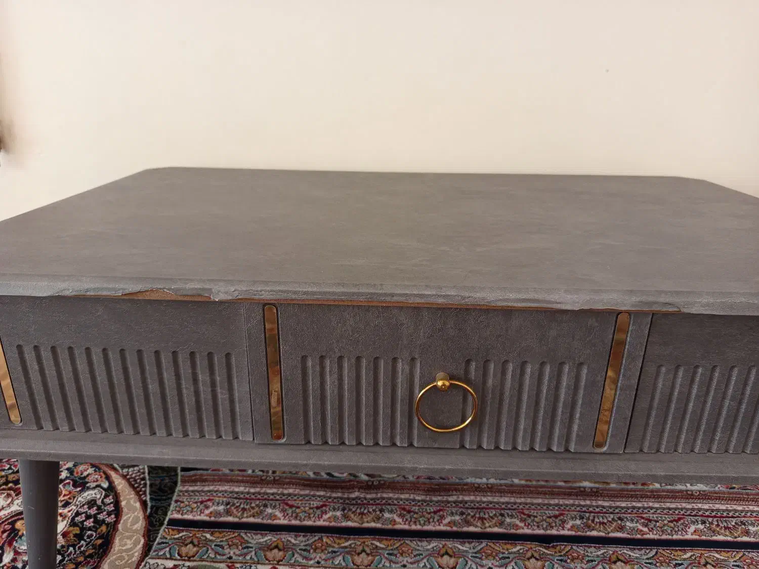 میز کشودار|مبلمان خانگی و میز عسلی|شاهین‌شهر, عطار|دیوار
