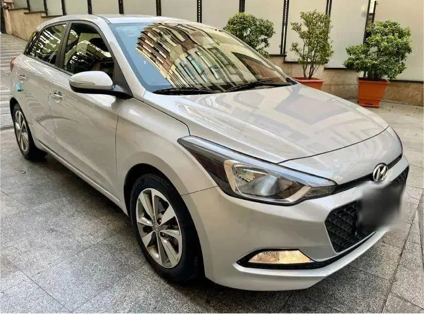 هیوندا i20 مدل۱۳۹۷/ فول آبشنال/مشابه صفر کارخانه|خودرو سواری و وانت|تهران, پاسداران|دیوار