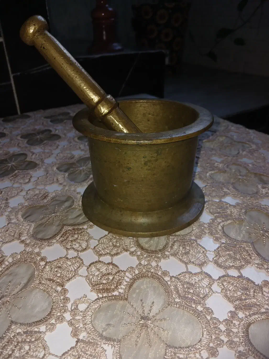 هاونگ برنجی|کلکسیون اشیاء عتیقه|رشت, باهنر|دیوار