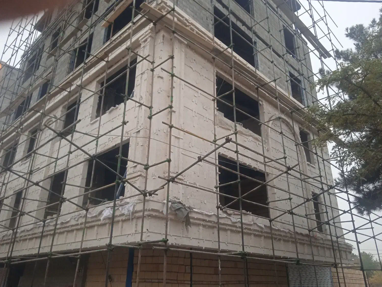 سنگکاری وبنایی ( به صورت روزمزد )|خدمات پیشه و مهارت|مشهد, بهمن|دیوار