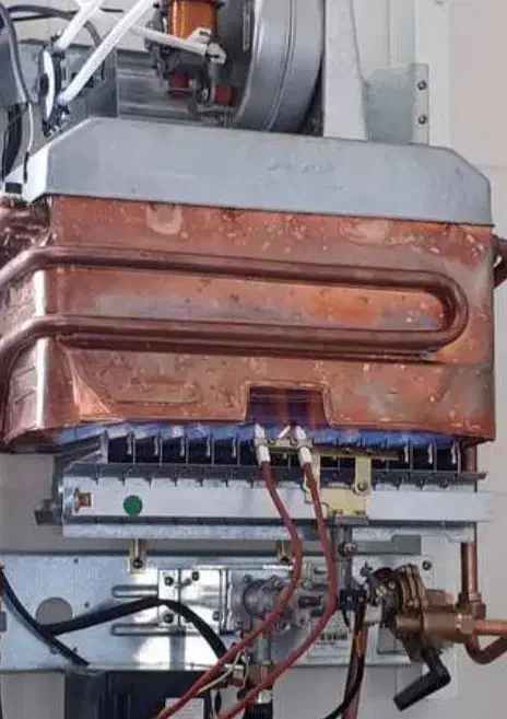 تعمیرات تخصصی آبگرمکن گازی وبرقی بانازلترین قیمت|خدمات پیشه و مهارت|بندرعباس, |دیوار