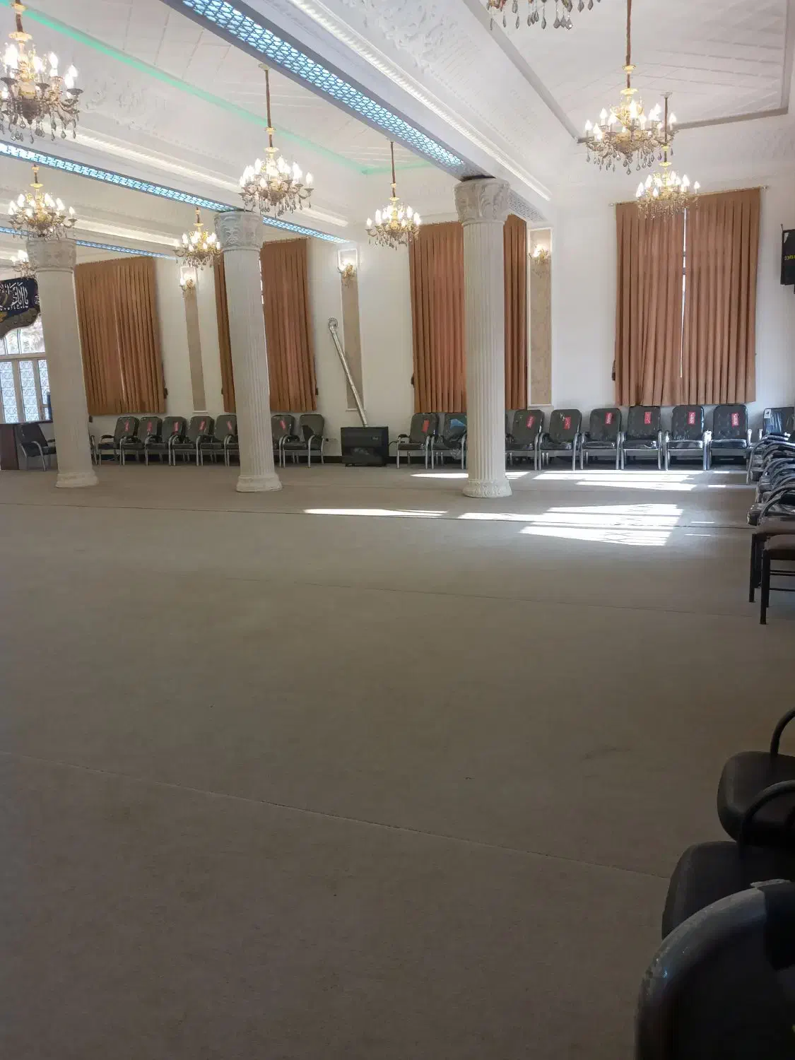 حسینیه|خدمات پذیرایی، مراسم|بروجرد, |دیوار