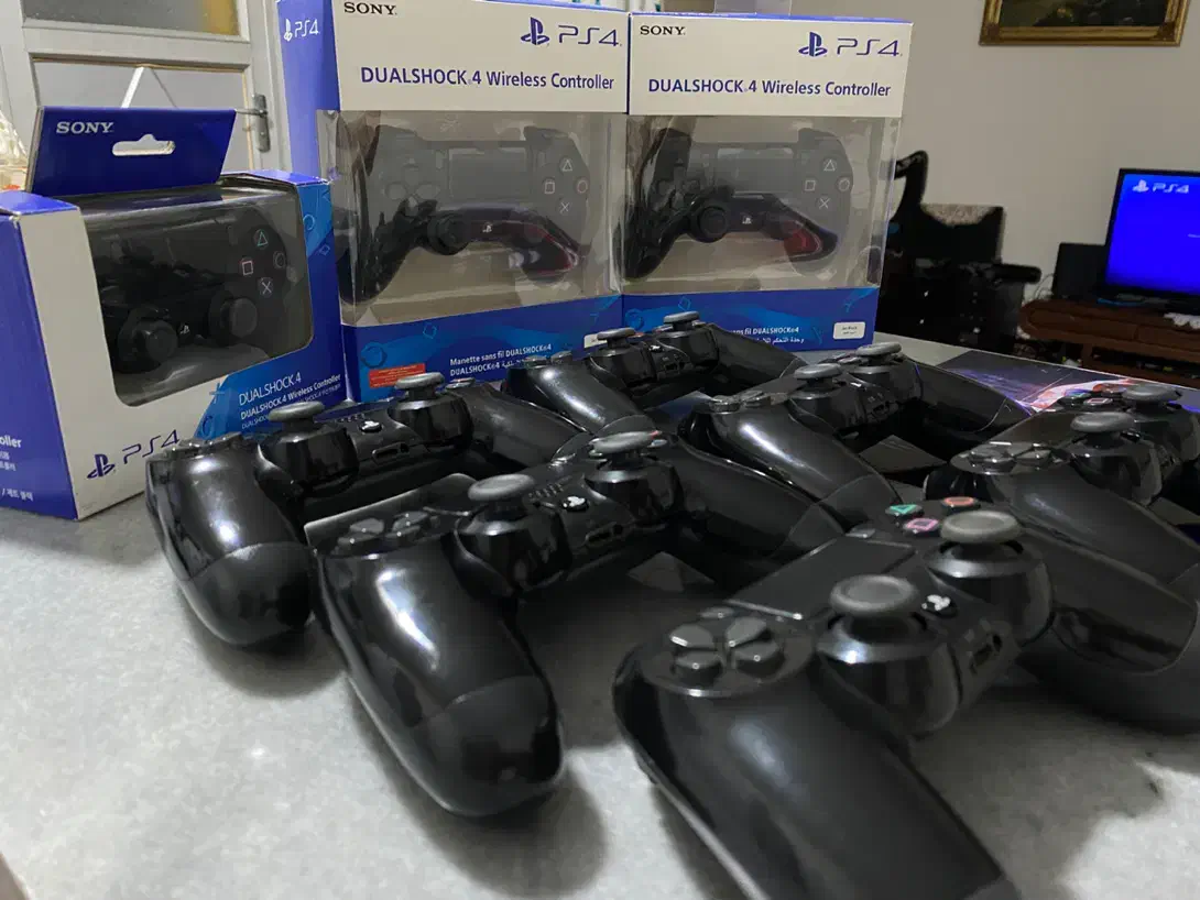 دسته ps4 (پلی استیشن ۴) اصلی در حد|کنسول، بازی ویدئویی و آنلاین|یزد, |دیوار