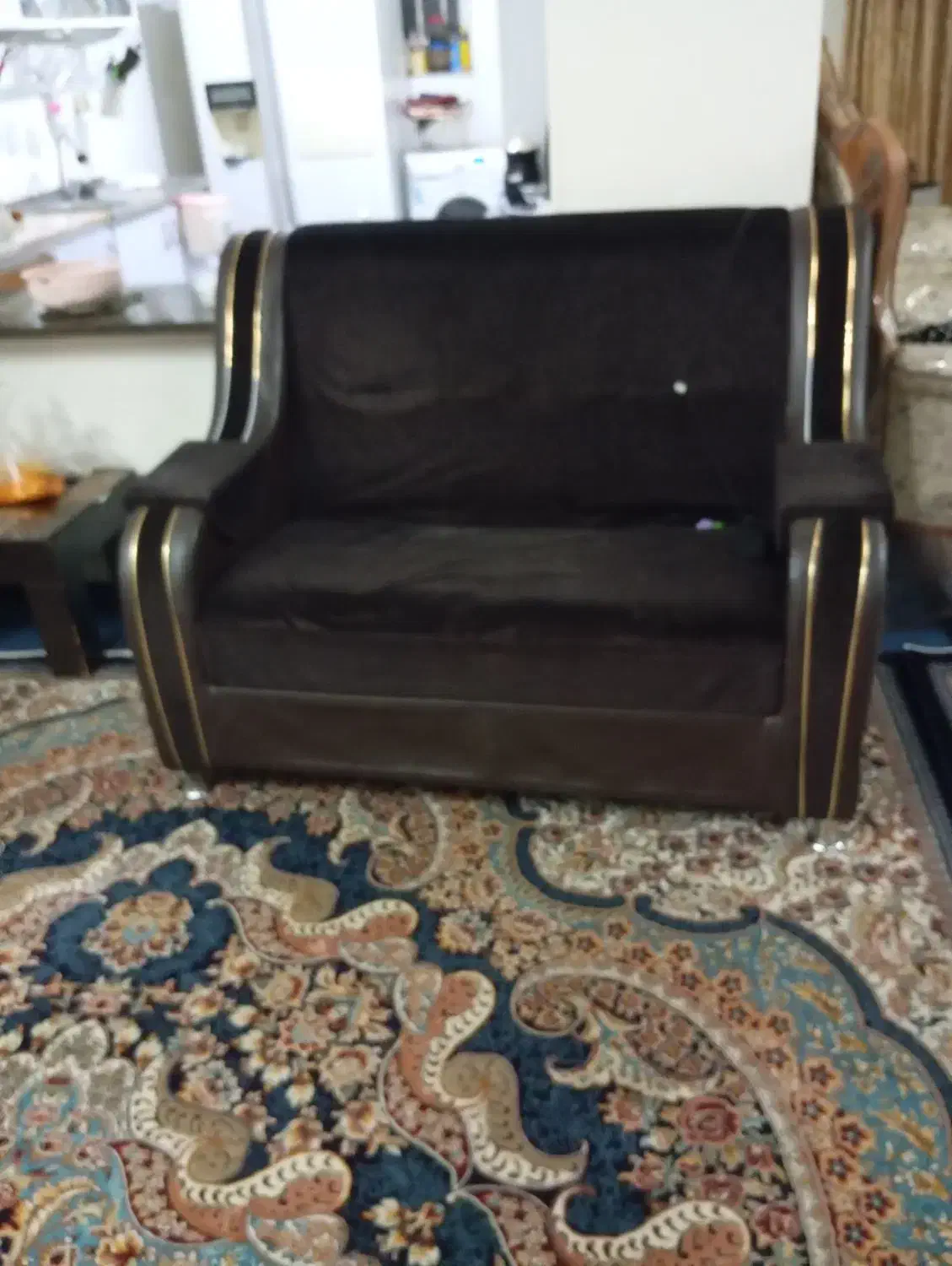 مبل راحتی|مبلمان خانگی و میز عسلی|گلبهار, شهر جدید گلبهار|دیوار