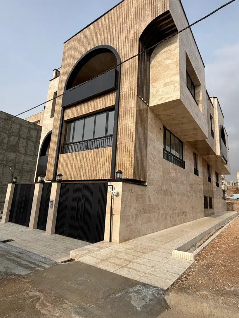 واحد اجاره ۱۸۰متری لاکچری ویلایی|اجارهٔ خانه و ویلا|هشتگرد, فاز ۲ مهستان|دیوار