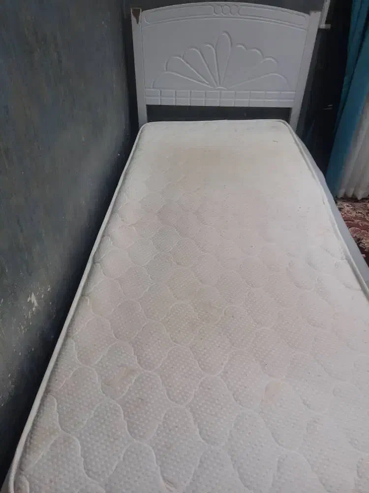 فروش تخت و تشک کارکرده|تخت و سرویس خواب|بندر انزلی, باغ زمانی|دیوار