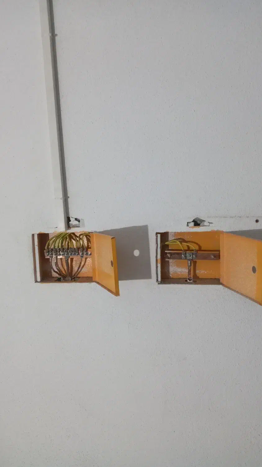 برقکار صنعتی و ساختمانی رفع اتصالی و نصب|خدمات پیشه و مهارت|شهریار, شهریار|دیوار