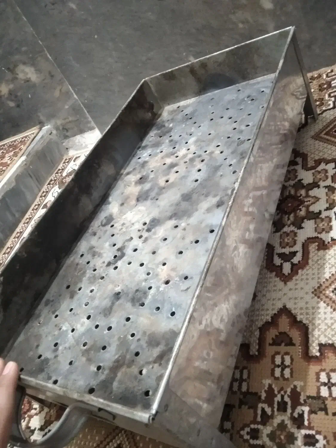 منقل زغالی|ظروف پختوپز|اراک, |دیوار