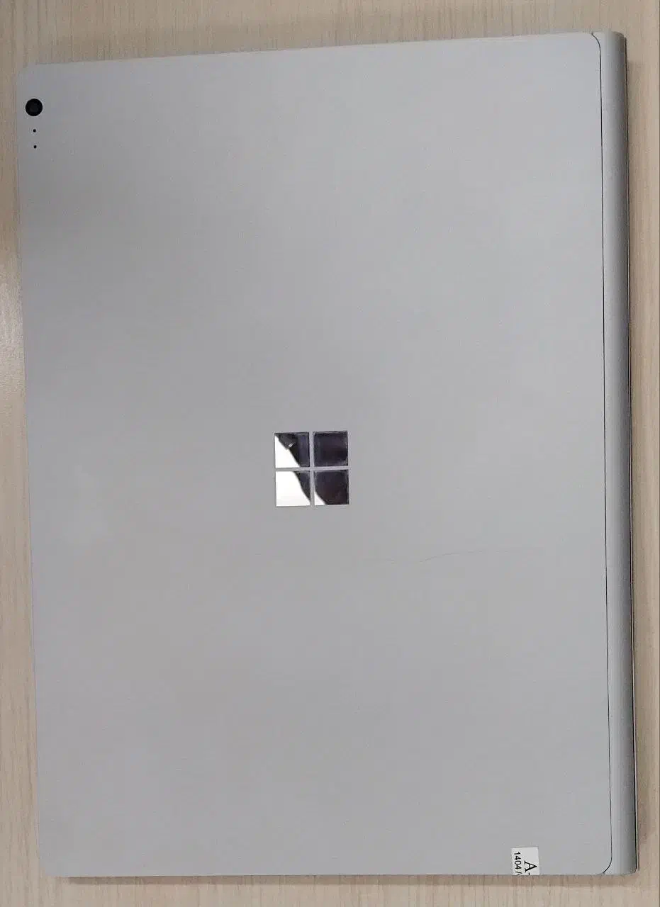 مایکروسافت سرفیس بوک با 2 گیگ گرافیک|رایانه همراه|کاشان, رجایی|دیوار