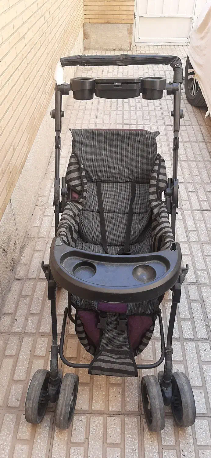 فروش کالسکه کاملا سالم|اسباب و اثاث بچه|اصفهان, گرکان|دیوار