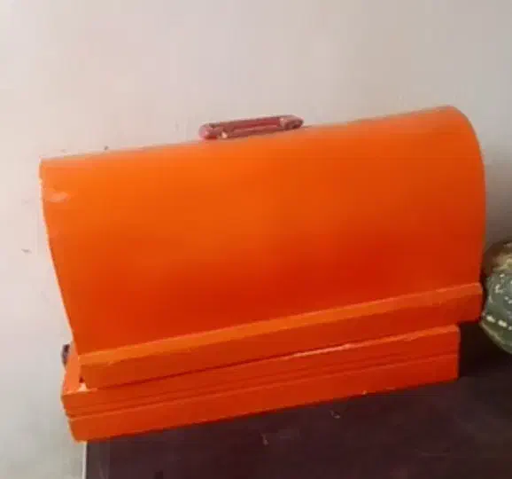 چرخ خیاطی|چرخ خیاطی و ریسندگی|لاهیجان, بازکیاگوراب|دیوار