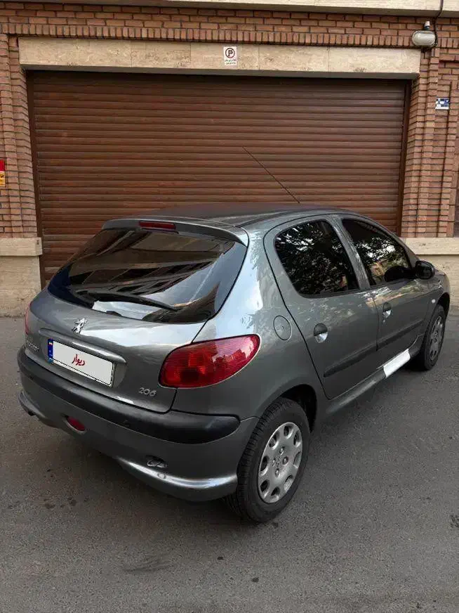 206|خودرو سواری و وانت|تهران, ایران|دیوار