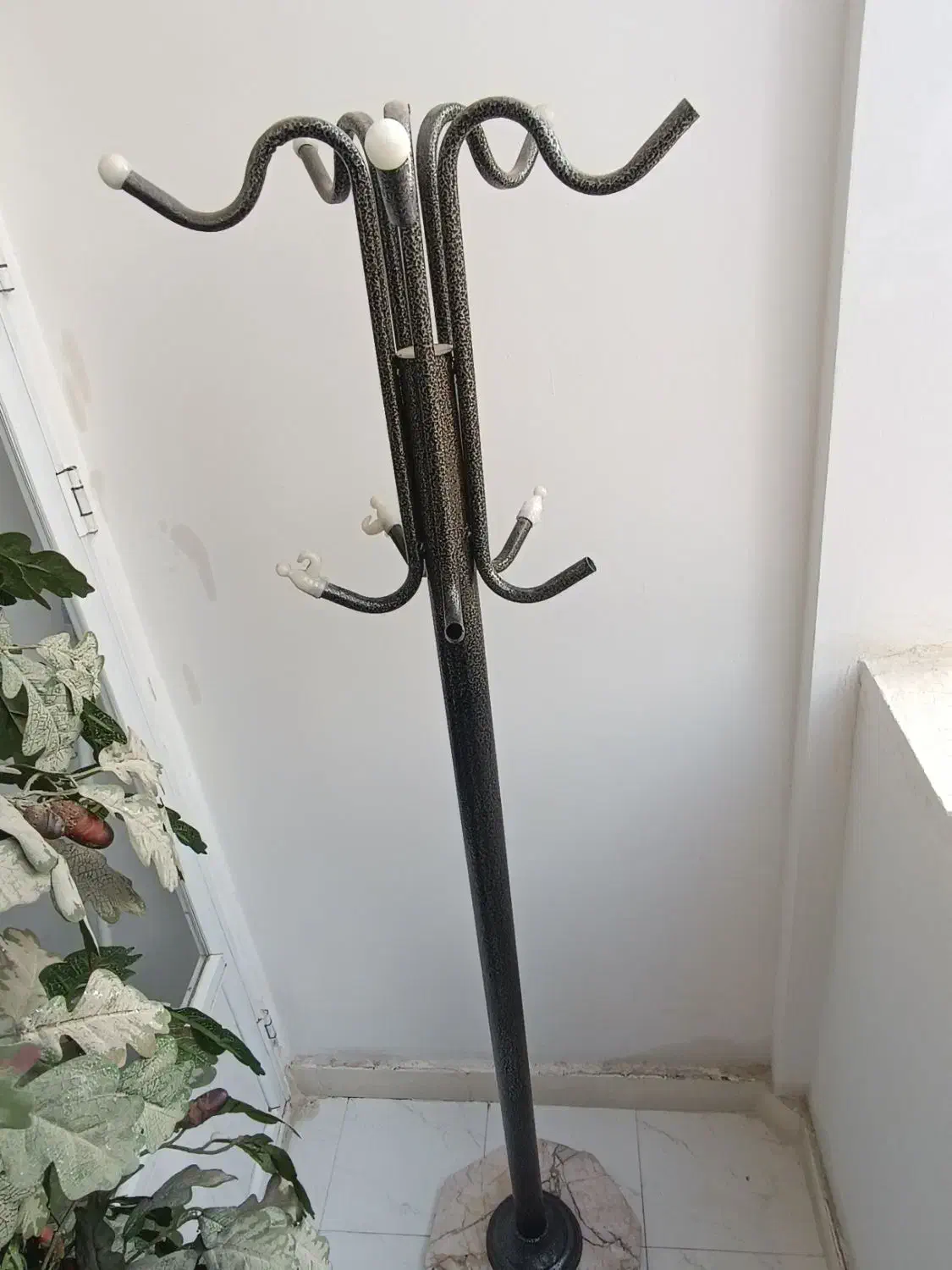 جا لباسی|بندرخت و رختآویز|مشهد, یاس|دیوار