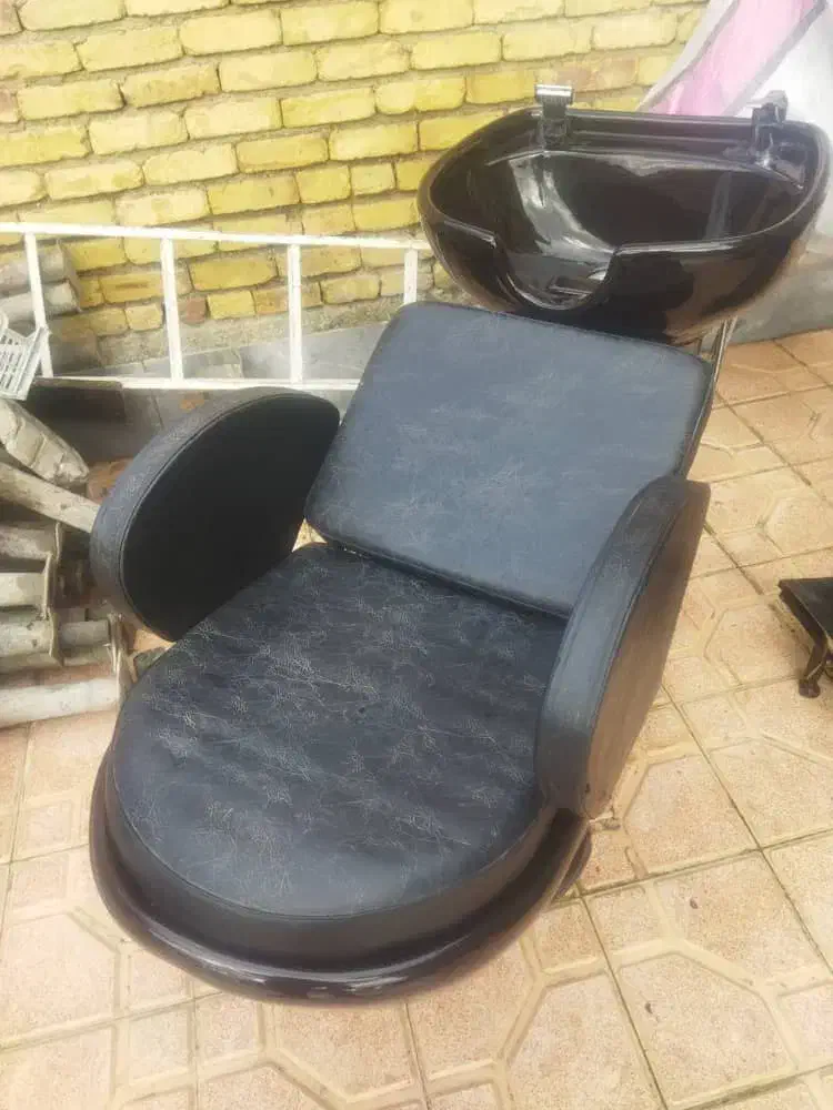 صندلی برقی سرشور مبله|آرایشگاه و سالن‌های زیبایی|ارومیه, |دیوار