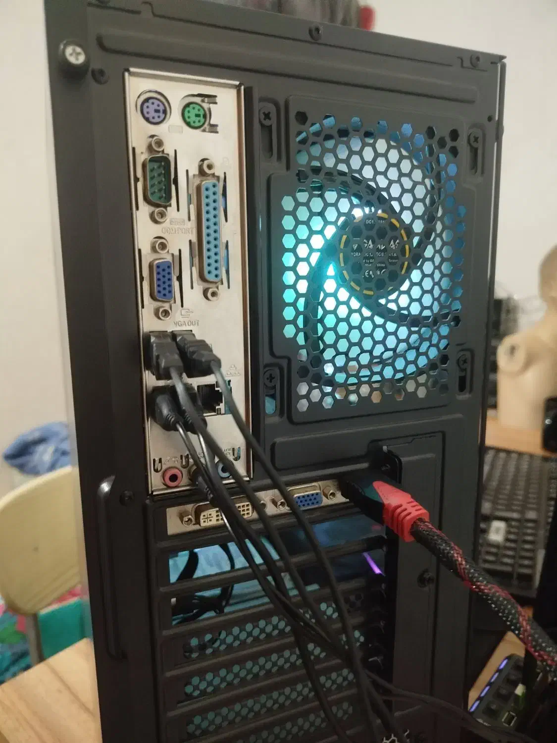 کیس قوی|رایانه رومیزی|فردیس, شهرک ارم|دیوار