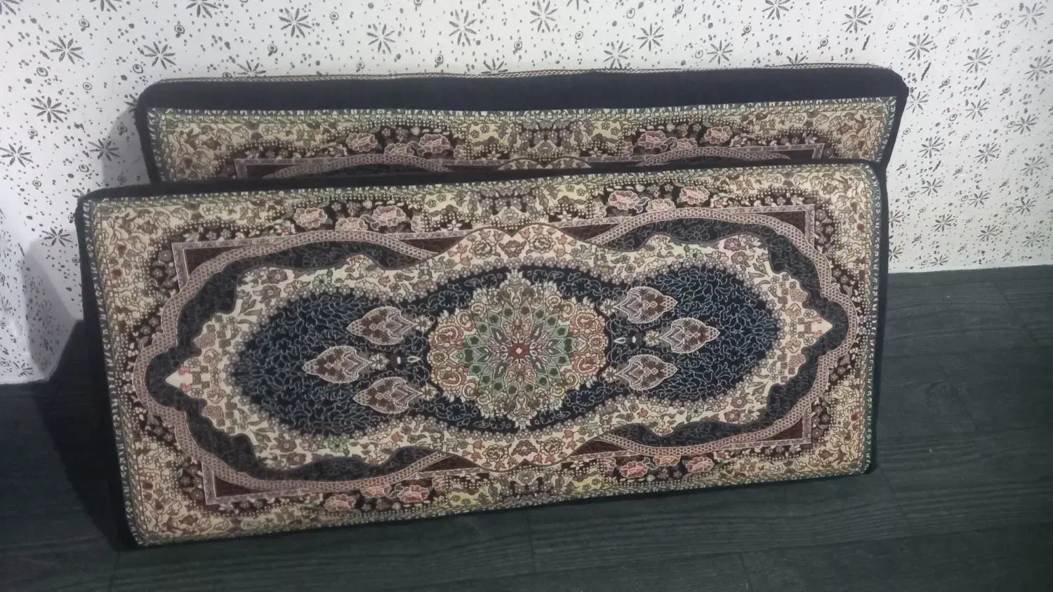 ۴۰۰|پشتی|گنبد کاووس, |دیوار