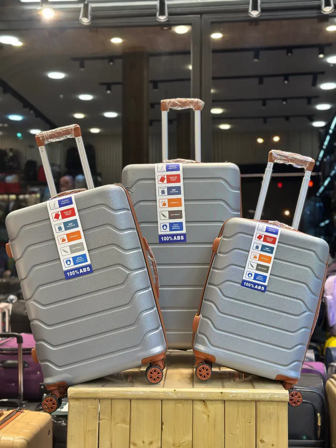 چمدان هاسونی|کیف، کفش، کمربند|کرج, دولت‌آباد|دیوار