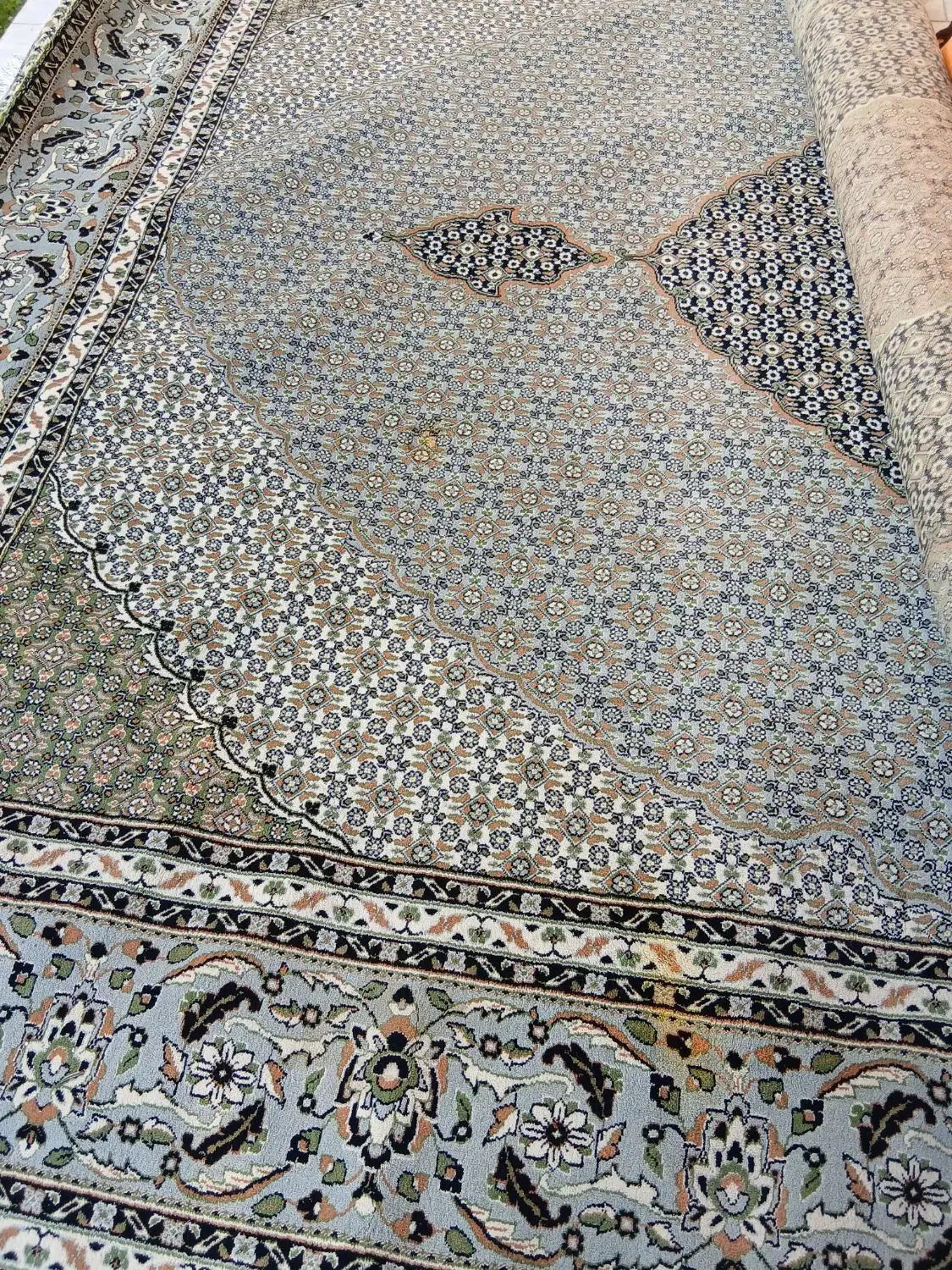 قالی ۱۲  متری  جنس خوب بدون پوسیدگی|فرش|گرگان, |دیوار