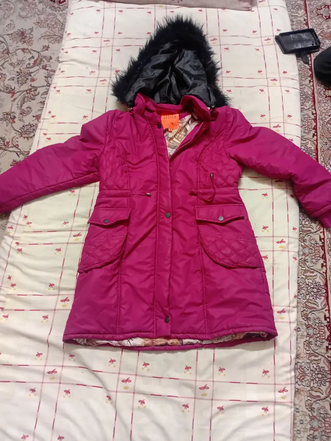 یه پالتوزنانه سایز۴۴ویه کاپشن دخترانه سایز۴۰|لباس|معصومیه, |دیوار