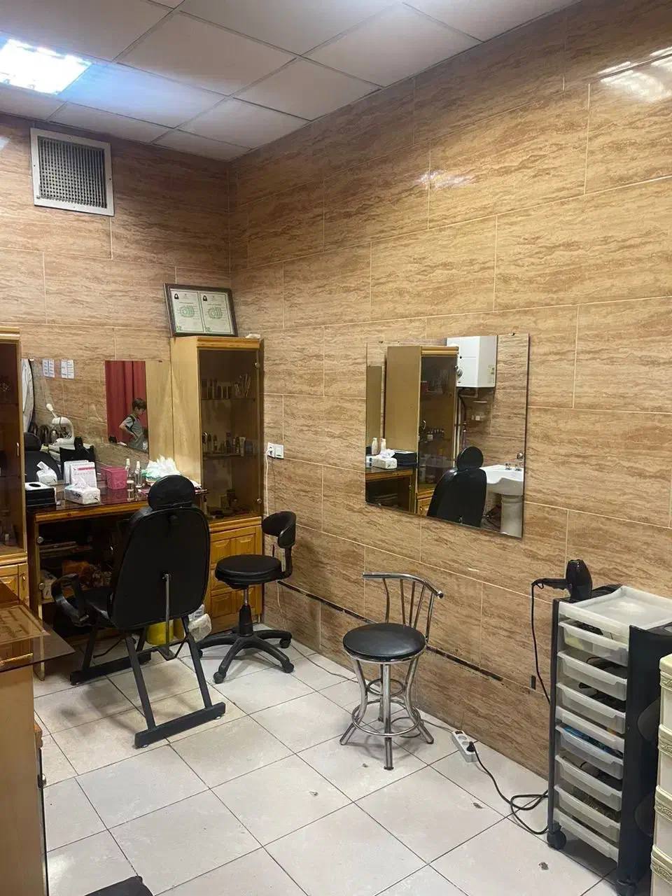 سرقفلی و مالکیت مغازه|فروش مغازه و غرفه|تهران, هفت چنار|دیوار