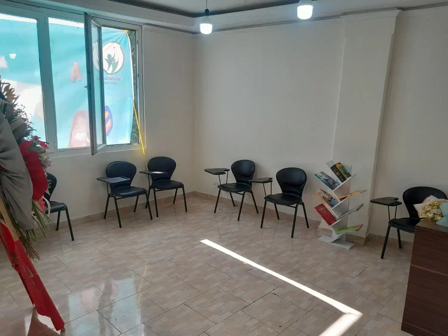 اموزشگاه زبان انگلیسی،المانی ملل فرد شعبه2 جیحون|خدمات آموزشی|تهران, هاشمی|دیوار