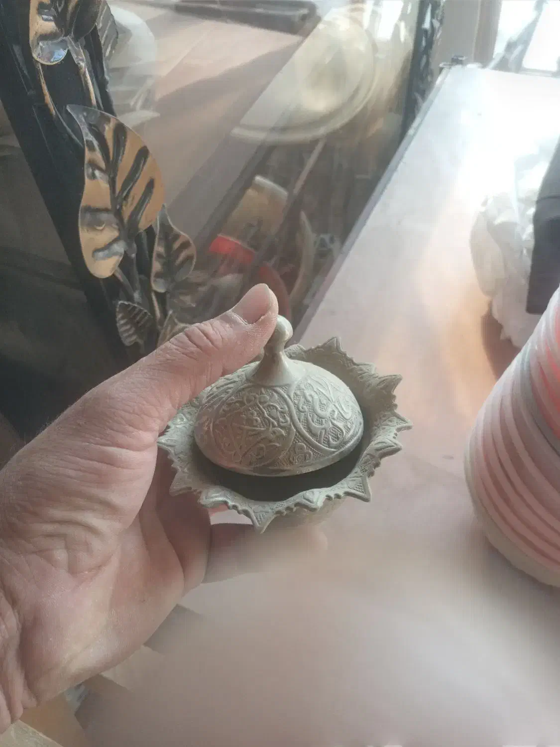 قندان سالم و قدیمی|کلکسیون اشیاء عتیقه|علی‌آباد کتول, |دیوار