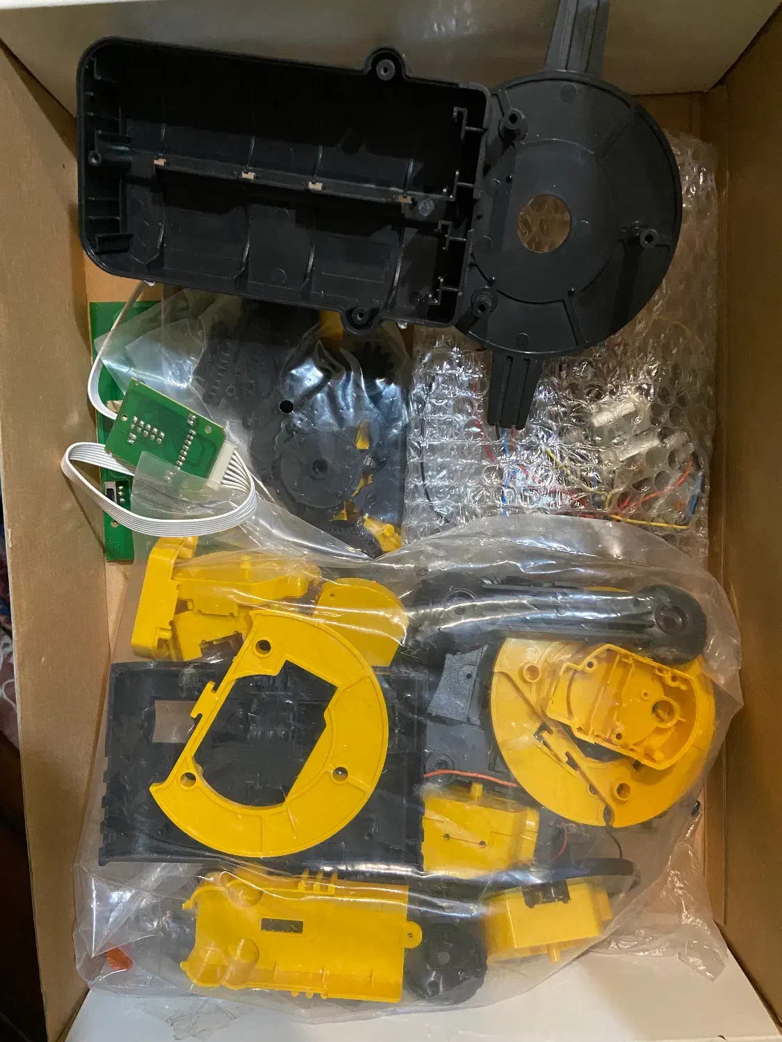 بازوی رباتیک|اسباب‌‌بازی|تبریز, |دیوار