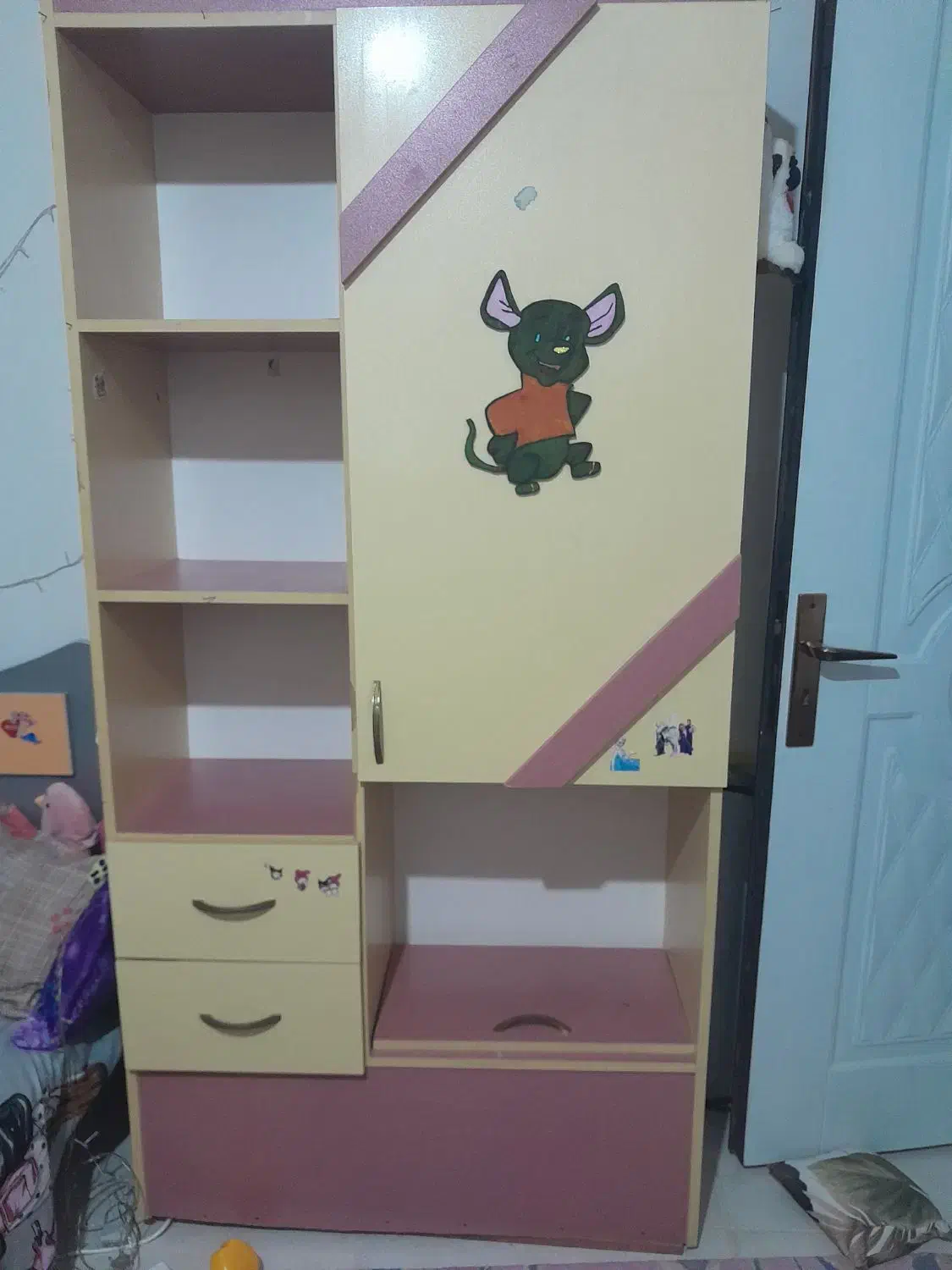 کمد بچه|اسباب و اثاث بچه|رشت, حمیدیان|دیوار