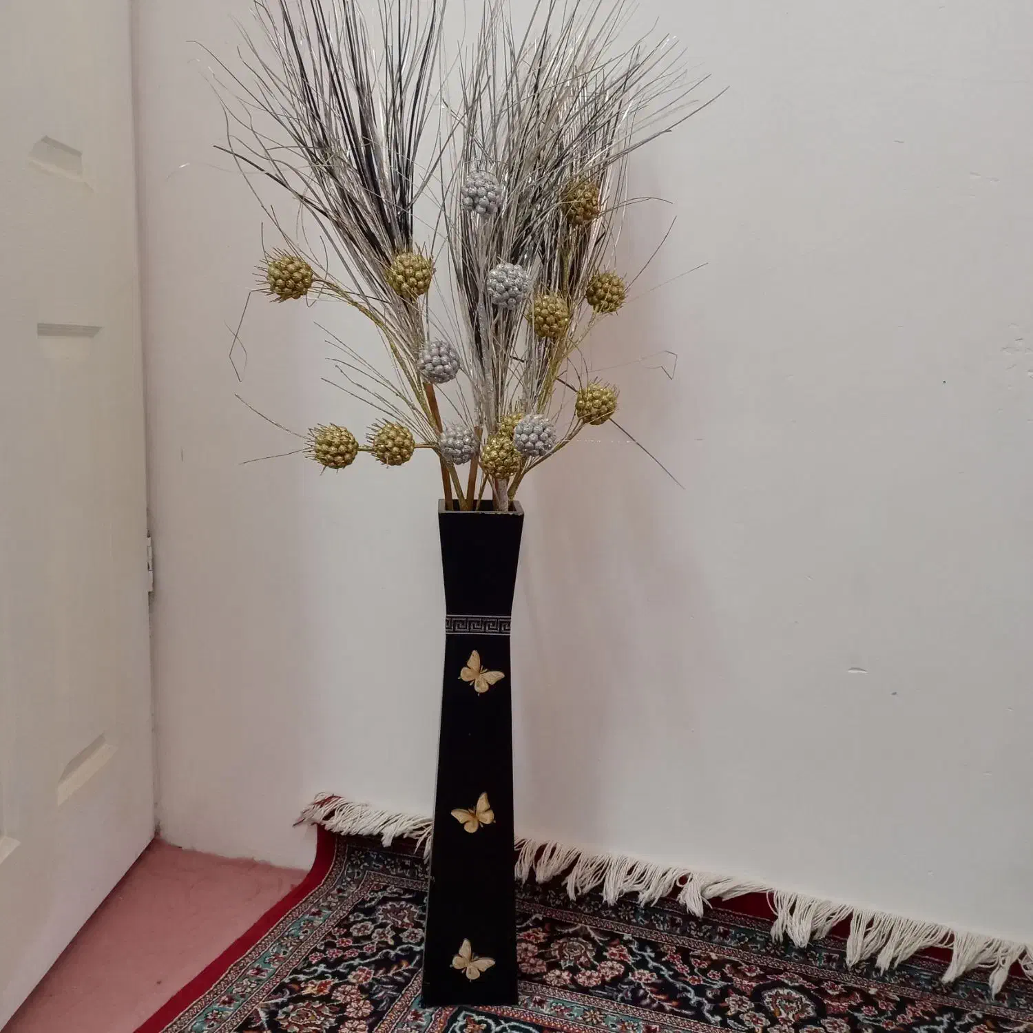 گلدان بلندباگل|گل مصنوعی|قم, لسانی|دیوار