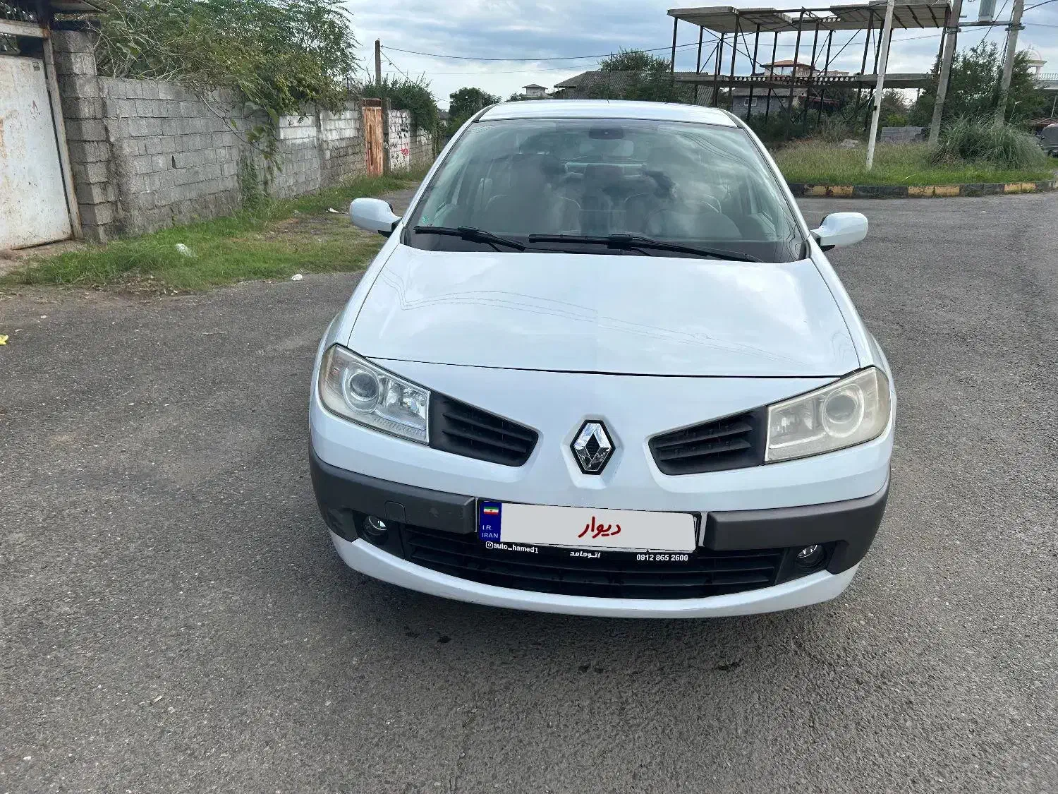 مگان ۲۰۰۰ اتوماتیک مدل ۹۰|خودرو سواری و وانت|رشت, پورسینا|دیوار