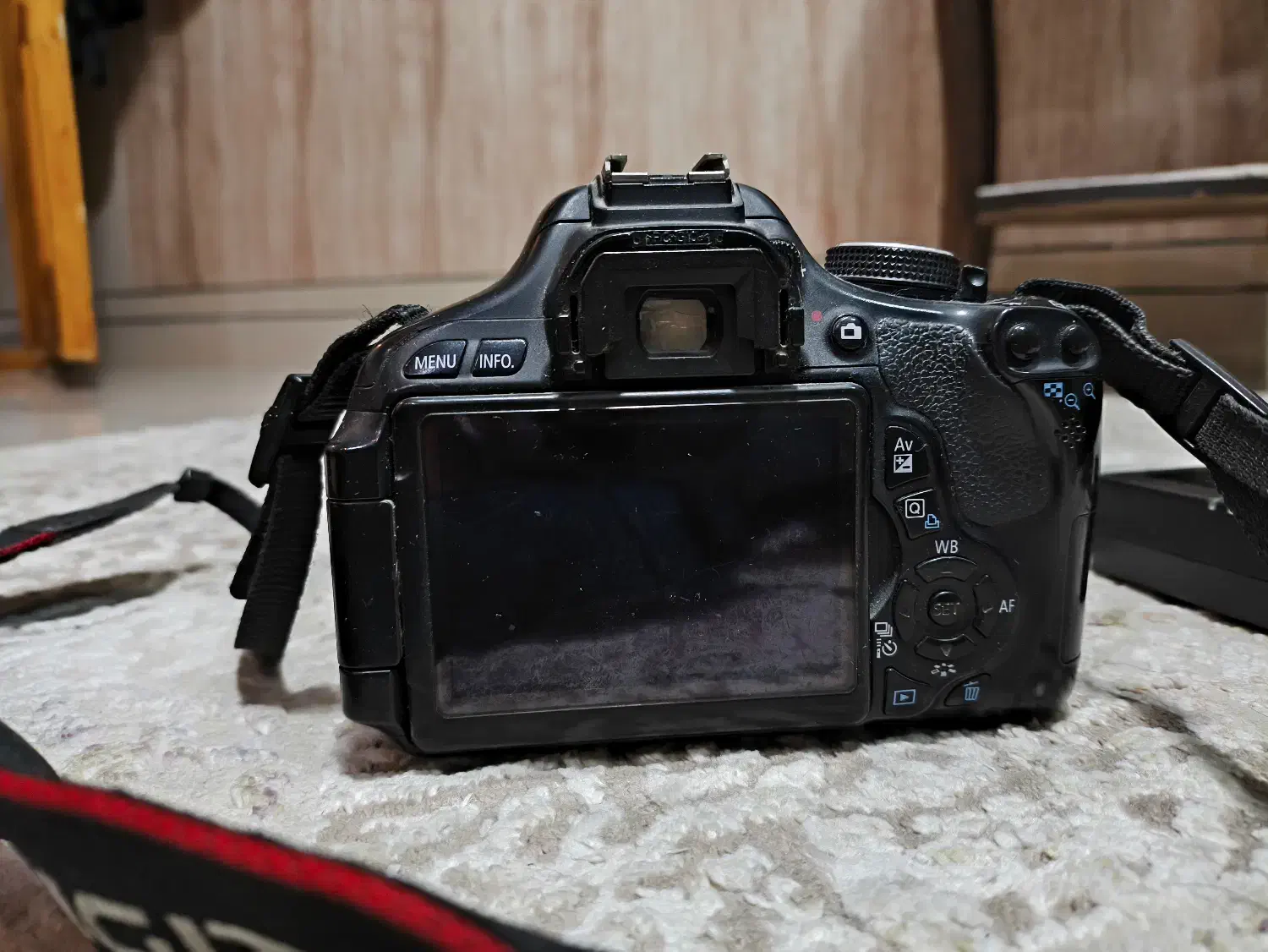 دوربین dslr مدل canon ۶۰۰d|دوربین عکاسی و فیلم‌برداری|بهشهر, |دیوار