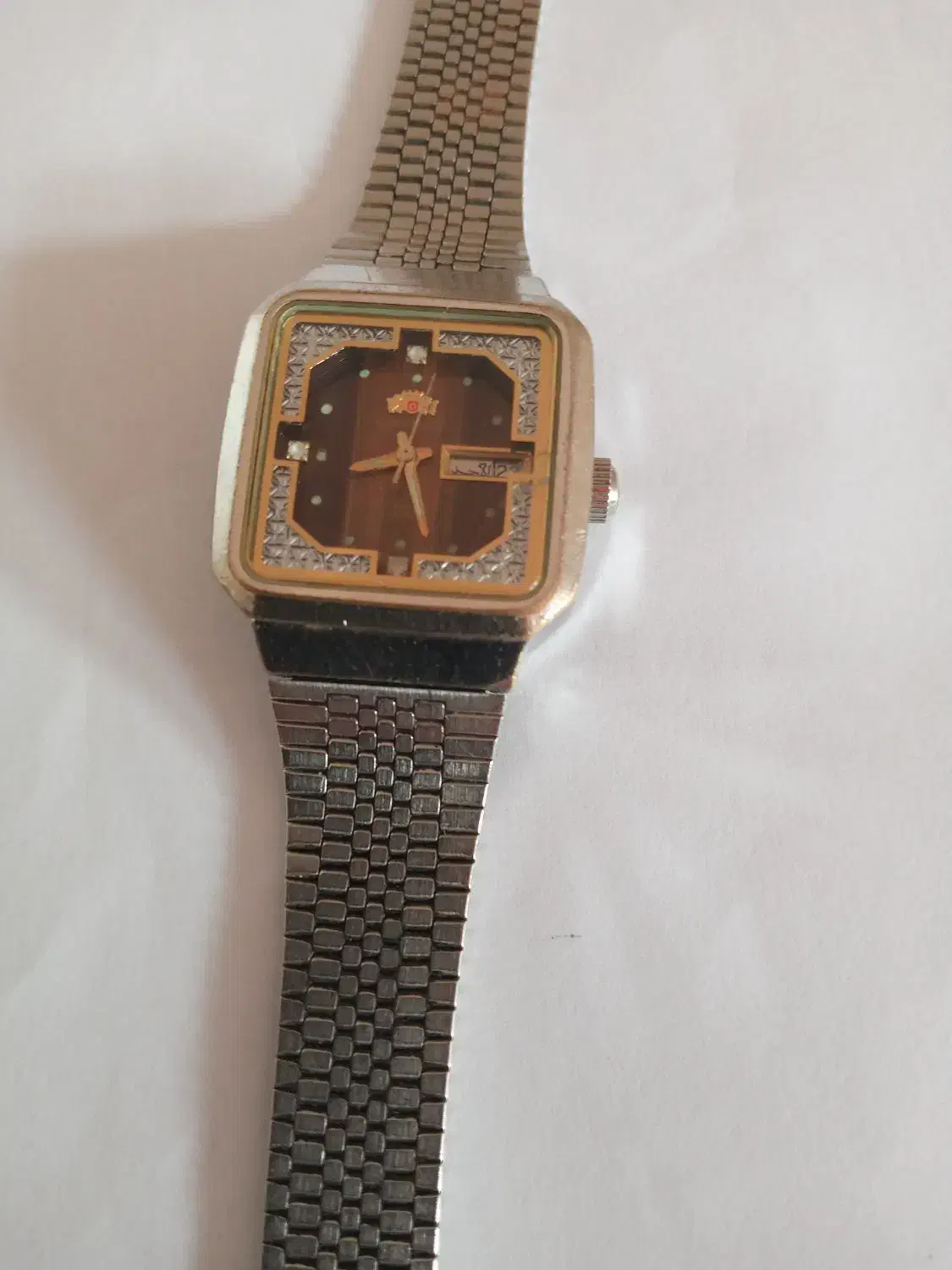 ساعت مچی|ساعت|مراغه, |دیوار