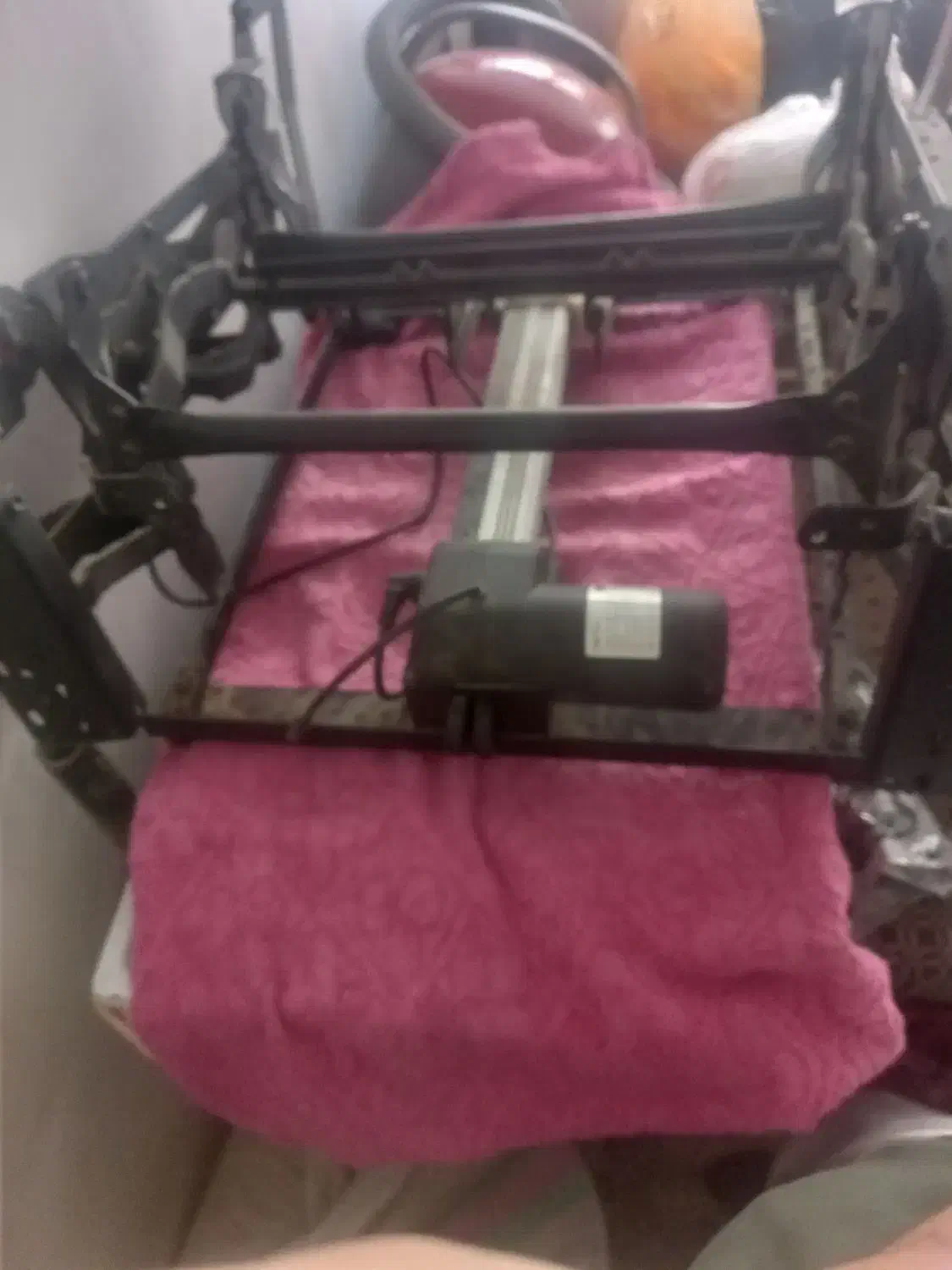 جک قیچی مبل تختخواب شو   برقی|مبلمان خانگی و میز عسلی|قم, قلعه کامکار|دیوار