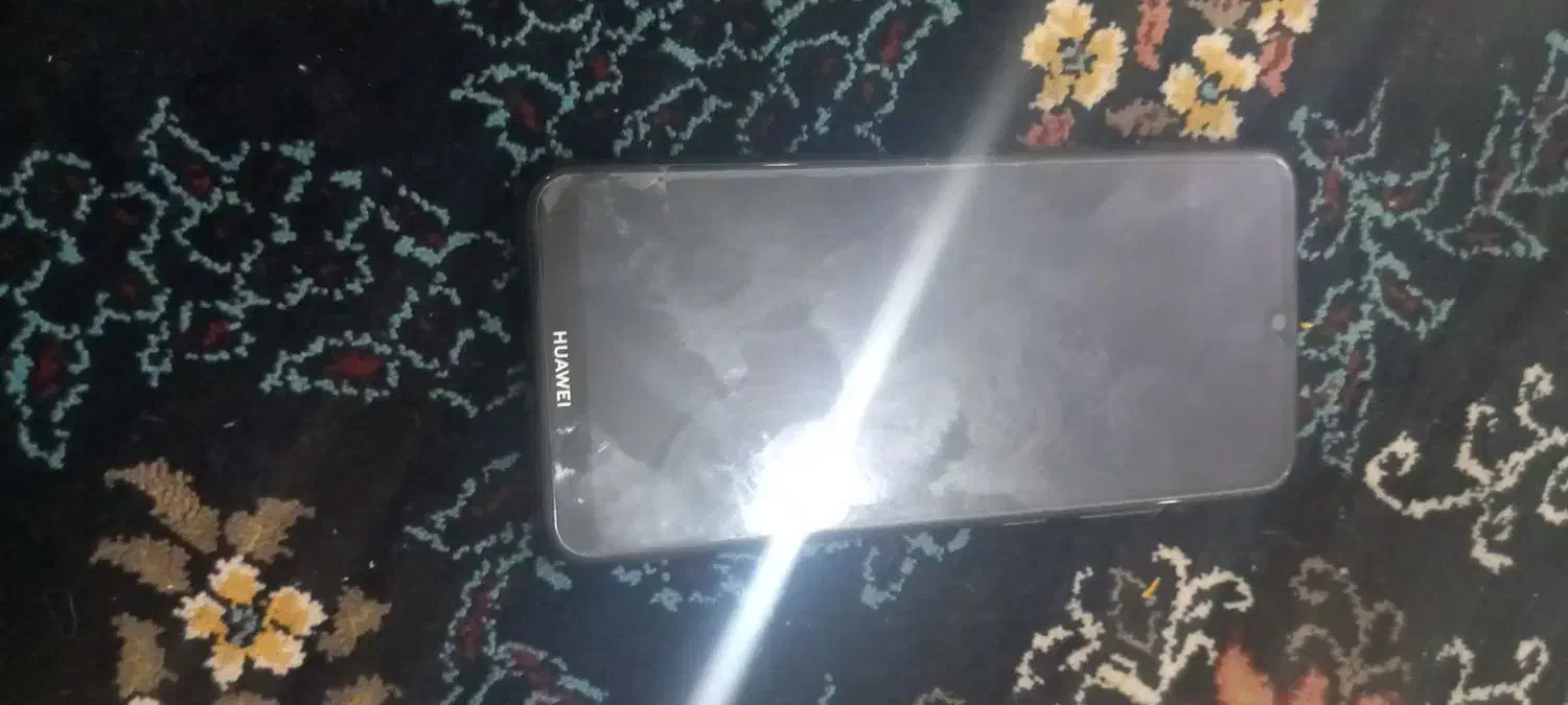 گوشی هوایی y6|موبایل|مشهد, تبادکان|دیوار