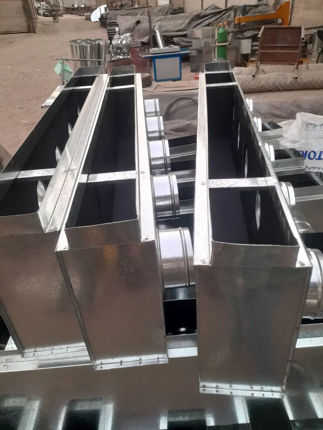 پلنیوم باکس اسلوت 9 * 170 با عایق الاستومری|کولر گازی و فنکوئل|اسلامشهر, شهرک سعیدیه|دیوار