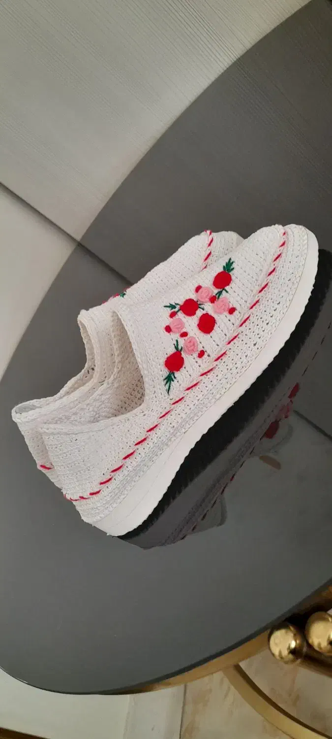 سلام|کیف، کفش، کمربند|پرند, فاز ۶|دیوار