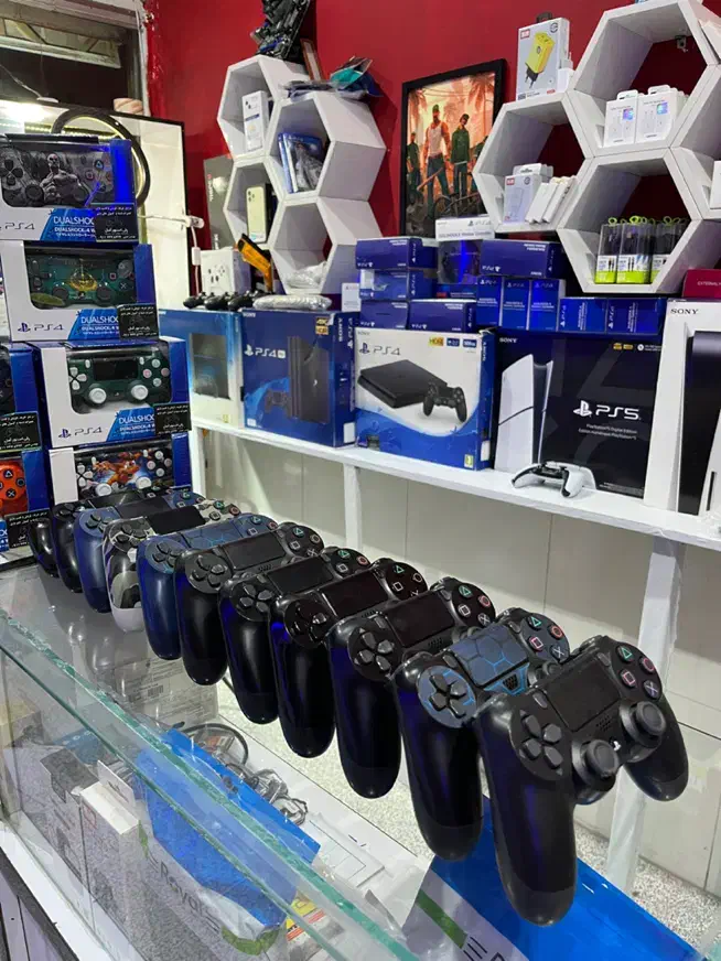 دسته بازی PS4 طرح متنوع استوک اورجینال درحد|کنسول، بازی ویدئویی و آنلاین|آمل, |دیوار