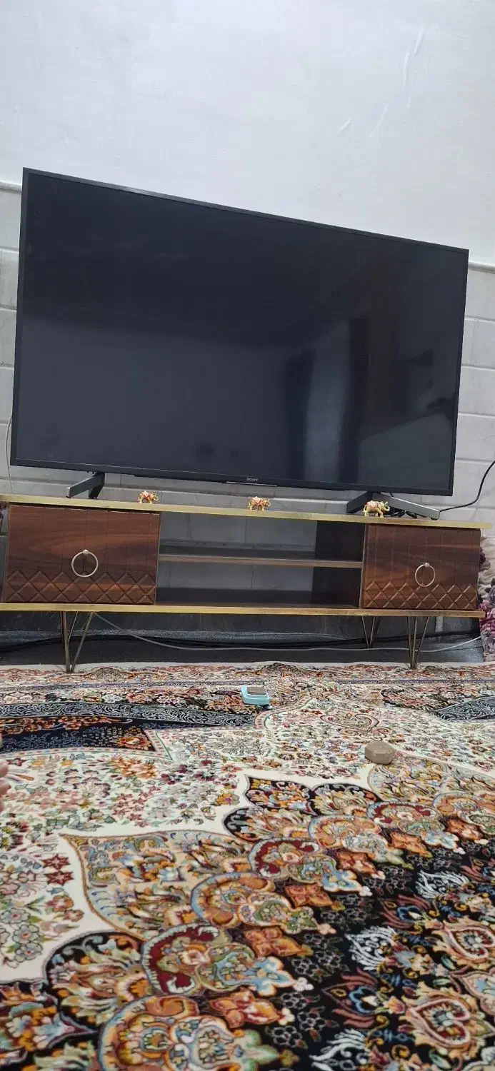 میز تلویزیون در حد نو|میز تلویزیون|قم, انصارالحسین|دیوار