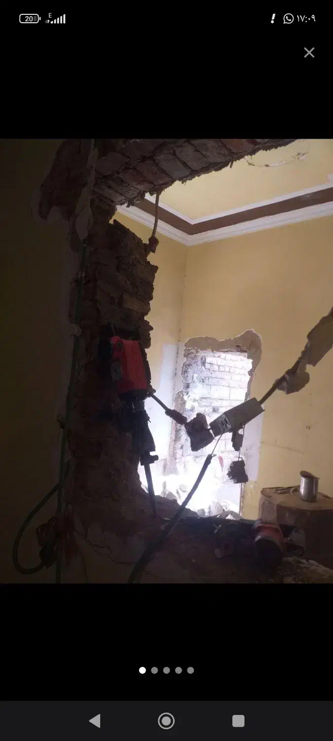 چاه کنی و تخریب با پیکور|خدمات پیشه و مهارت|کورین, |دیوار