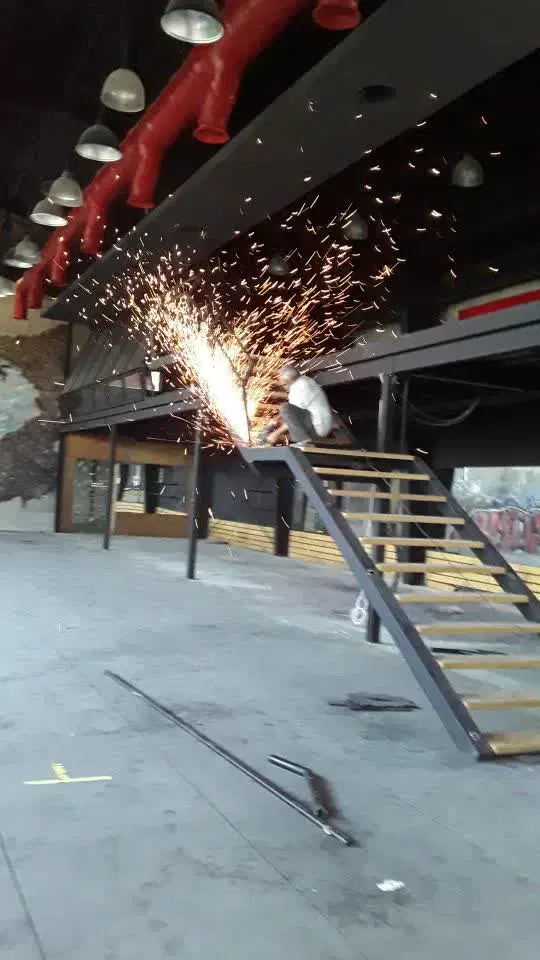 جوشکاری سیار وسرویس کاری لوله کشی|خدمات پیشه و مهارت|باغستان, |دیوار