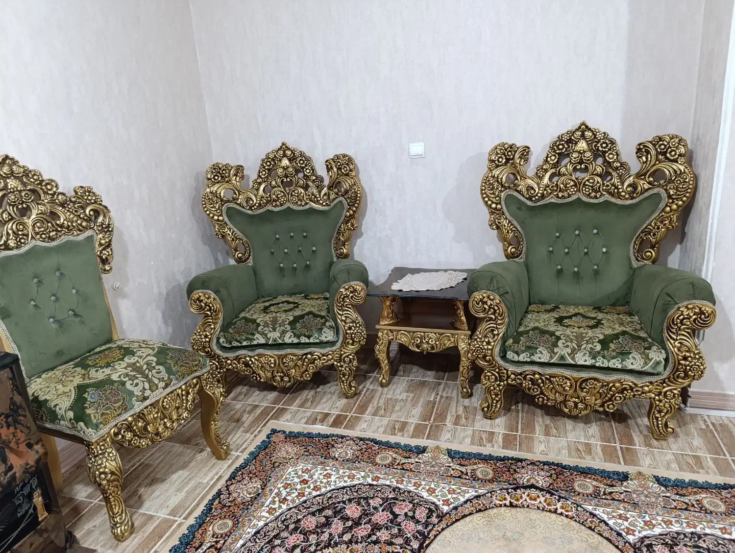 مبل.کمد.تخت|مبلمان خانگی و میز عسلی|ماهدشت, |دیوار