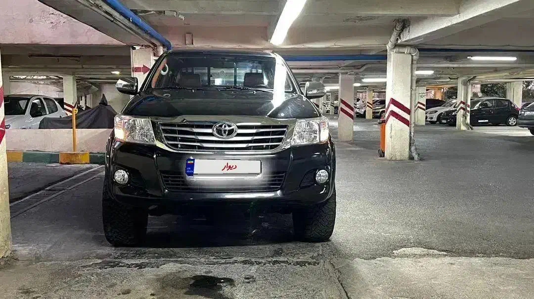 هایلوکس‌۲۰۱۴|خودرو سواری و وانت|تهران, سعادت‌آباد|دیوار