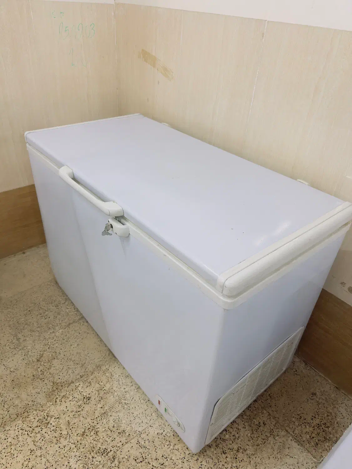 یخچال فریزر صندوقی مشهد سرما|یخچال و فریزر|مشهد, الهیه|دیوار